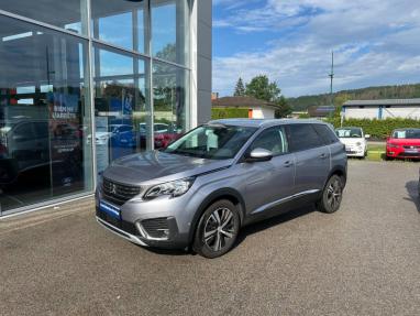 Voir le détail de l'offre de cette PEUGEOT 5008 1.2 PureTech 130ch Allure S&S de 2018 en vente à partir de 219.48 €  / mois