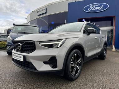 Voir le détail de l'offre de cette VOLVO XC40 B4 197ch Ultimate DCT 7 de 2022 en vente à partir de 377.25 €  / mois