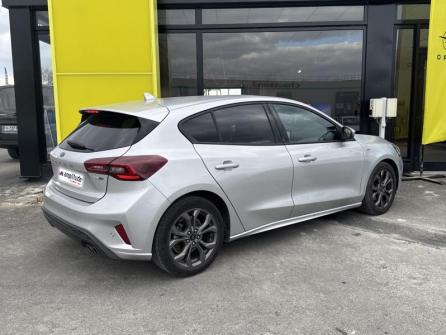 FORD Focus 1.0 Flexifuel mHEV 125ch ST-Line X à vendre à Bourges - Image n°5