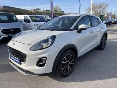 Voir le détail de l'offre de cette FORD Puma 1.0 EcoBoost 125ch mHEV Titanium 7cv de 2020 en vente à partir de 215.9 €  / mois