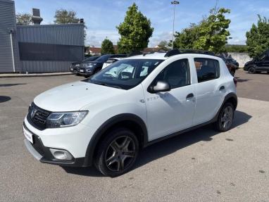Voir le détail de l'offre de cette DACIA Sandero 1.0 SCe 75ch Urban Stepway de 2018 en vente à partir de 136.8 € / mois