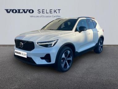 Voir le détail de l'offre de cette VOLVO XC40 B3 163ch Ultra DCT 7 de 2025 en vente à partir de 46 999 € 
