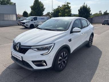 Voir le détail de l'offre de cette RENAULT Arkana 1.6 E-Tech 145ch Zen de 2022 en vente à partir de 215.64 €  / mois