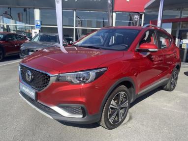 Voir le détail de l'offre de cette MG MOTOR ZS EV 143ch Luxury de 2020 en vente à partir de 14 490 €